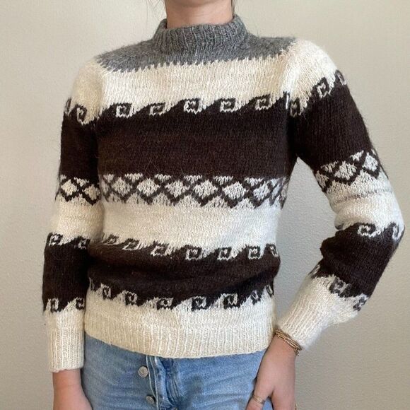 Vintage Hand Knit Neutral Brown Alpaca Geometric Crewneck Retro Sweater Sz M - Picture 8 of 9